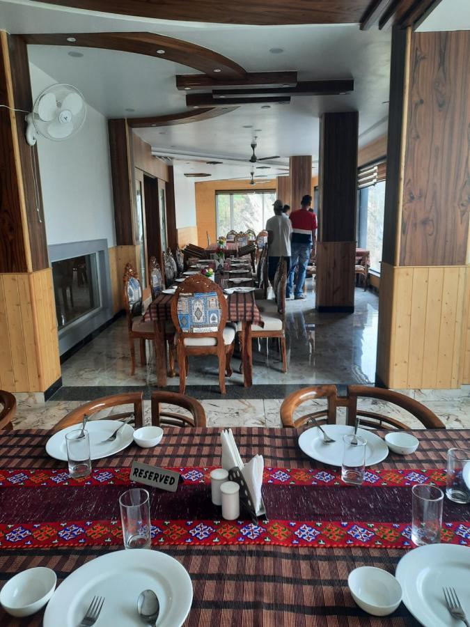 Hotel Himalayan Heritage Sarāhan 外观 照片