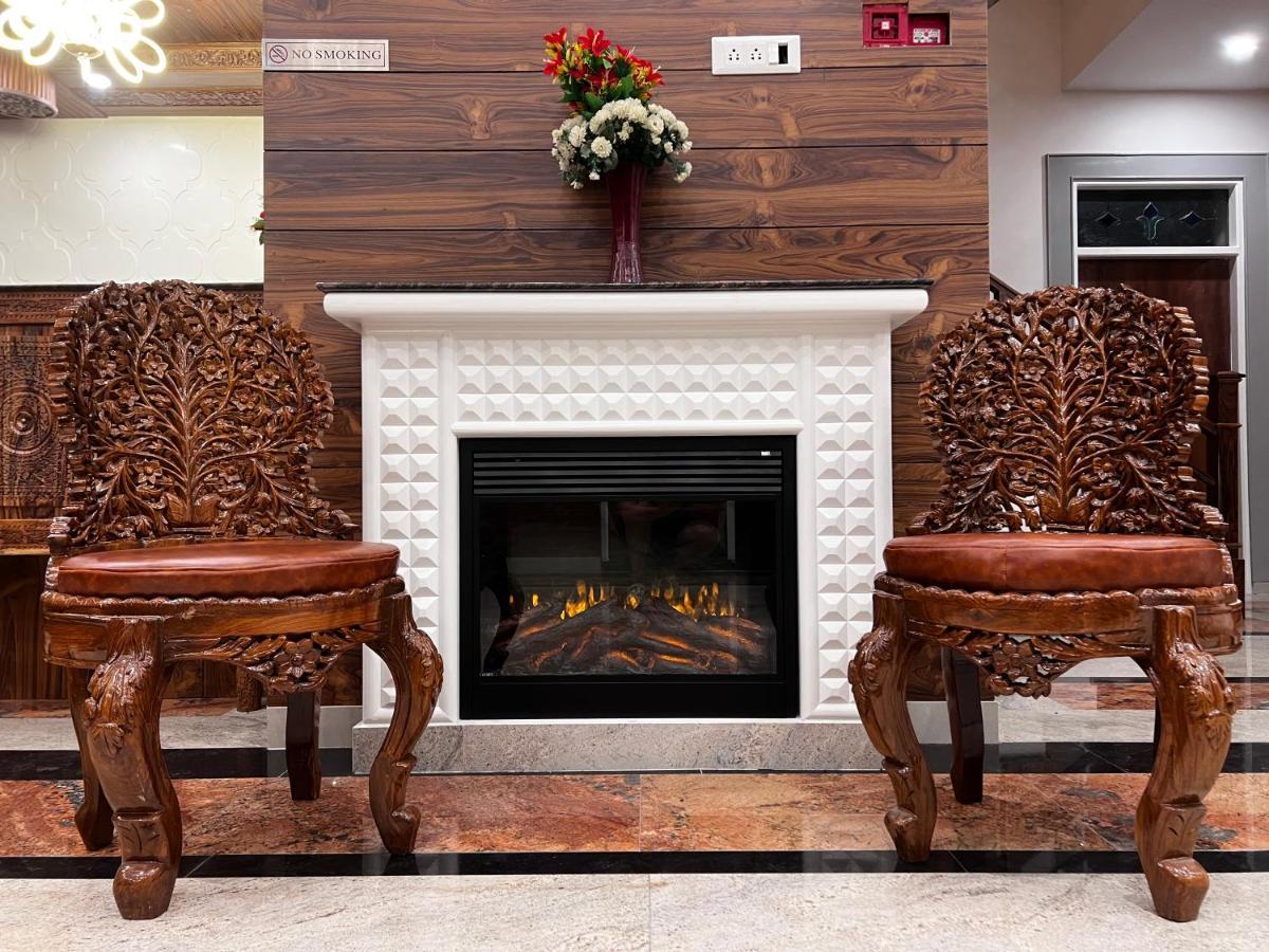 Hotel Himalayan Heritage Sarāhan 外观 照片