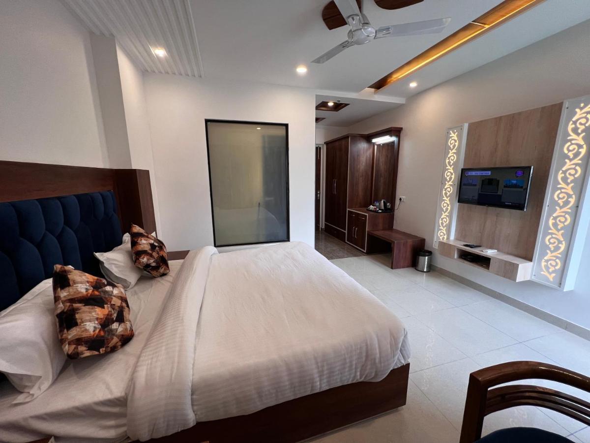 Hotel Himalayan Heritage Sarāhan 外观 照片